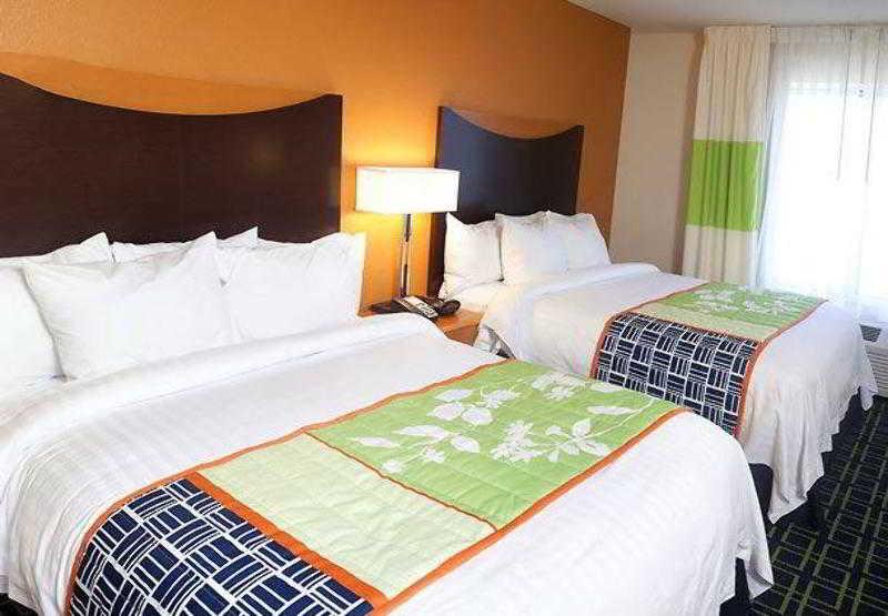Fairfield Inn & Suites By Marriott Падака Экстерьер фото
