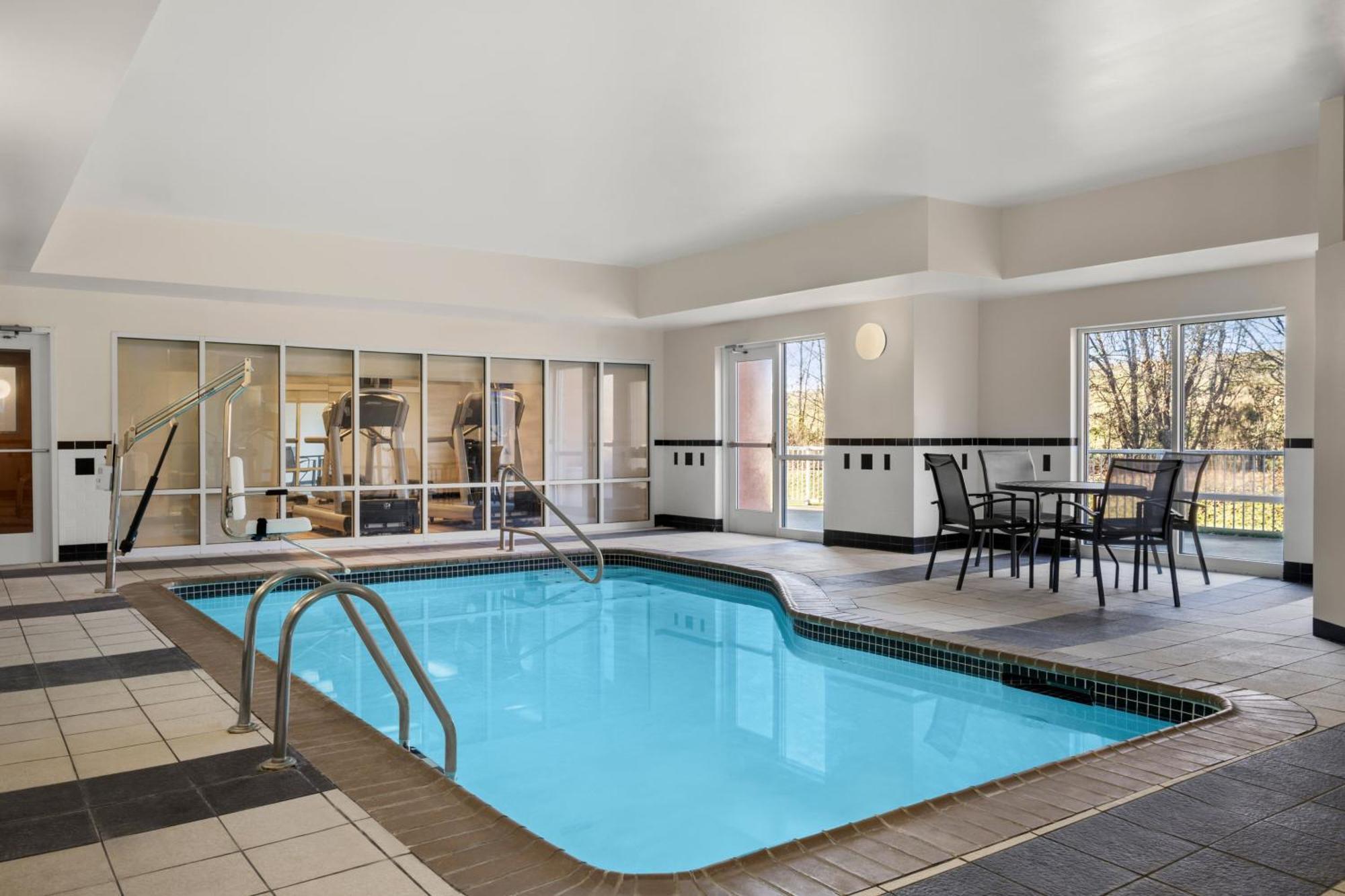 Fairfield Inn & Suites By Marriott Падака Экстерьер фото