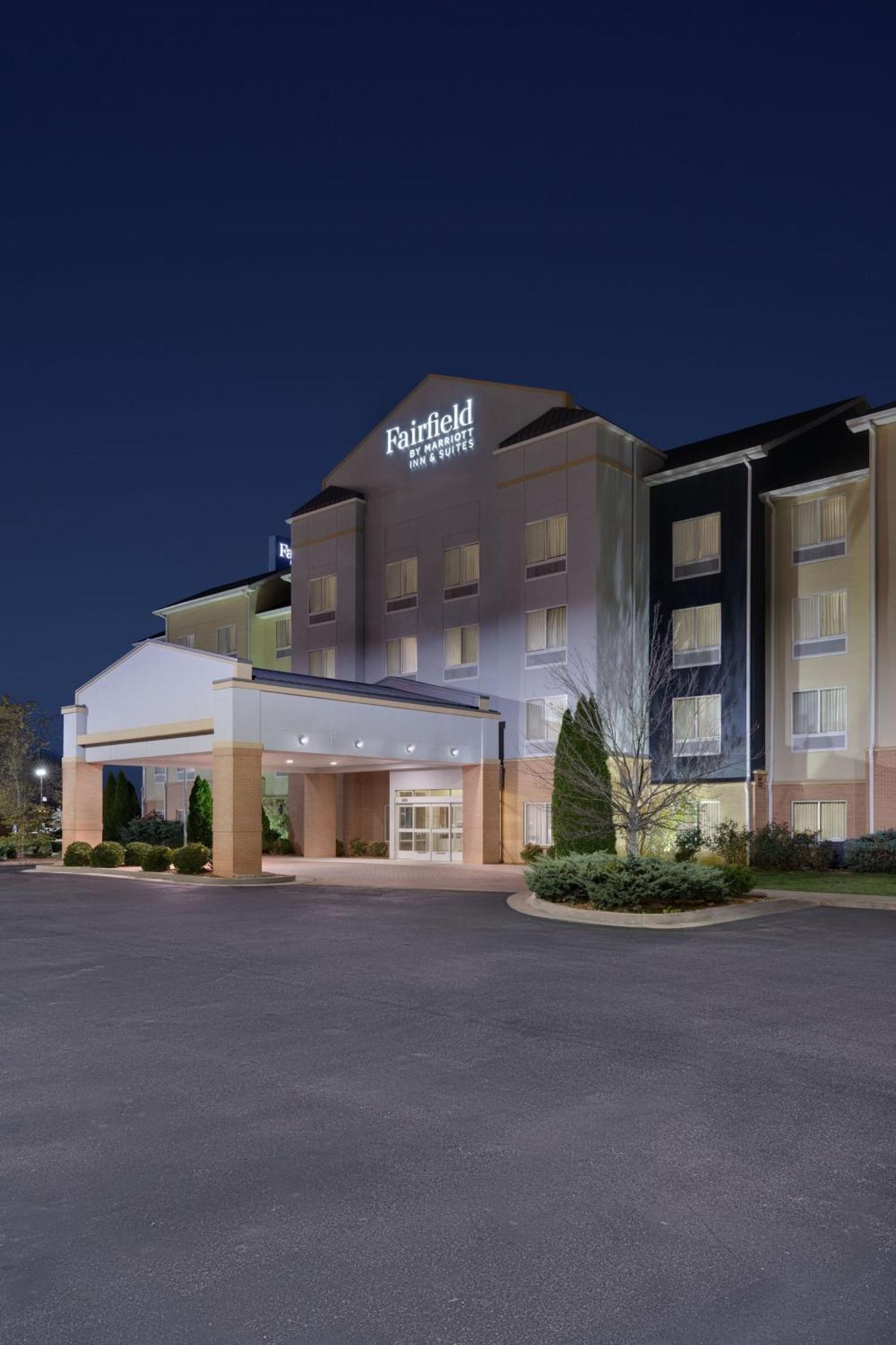 Fairfield Inn & Suites By Marriott Падака Экстерьер фото