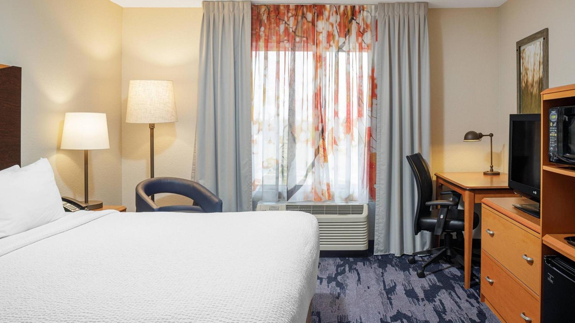 Fairfield Inn & Suites By Marriott Падака Экстерьер фото