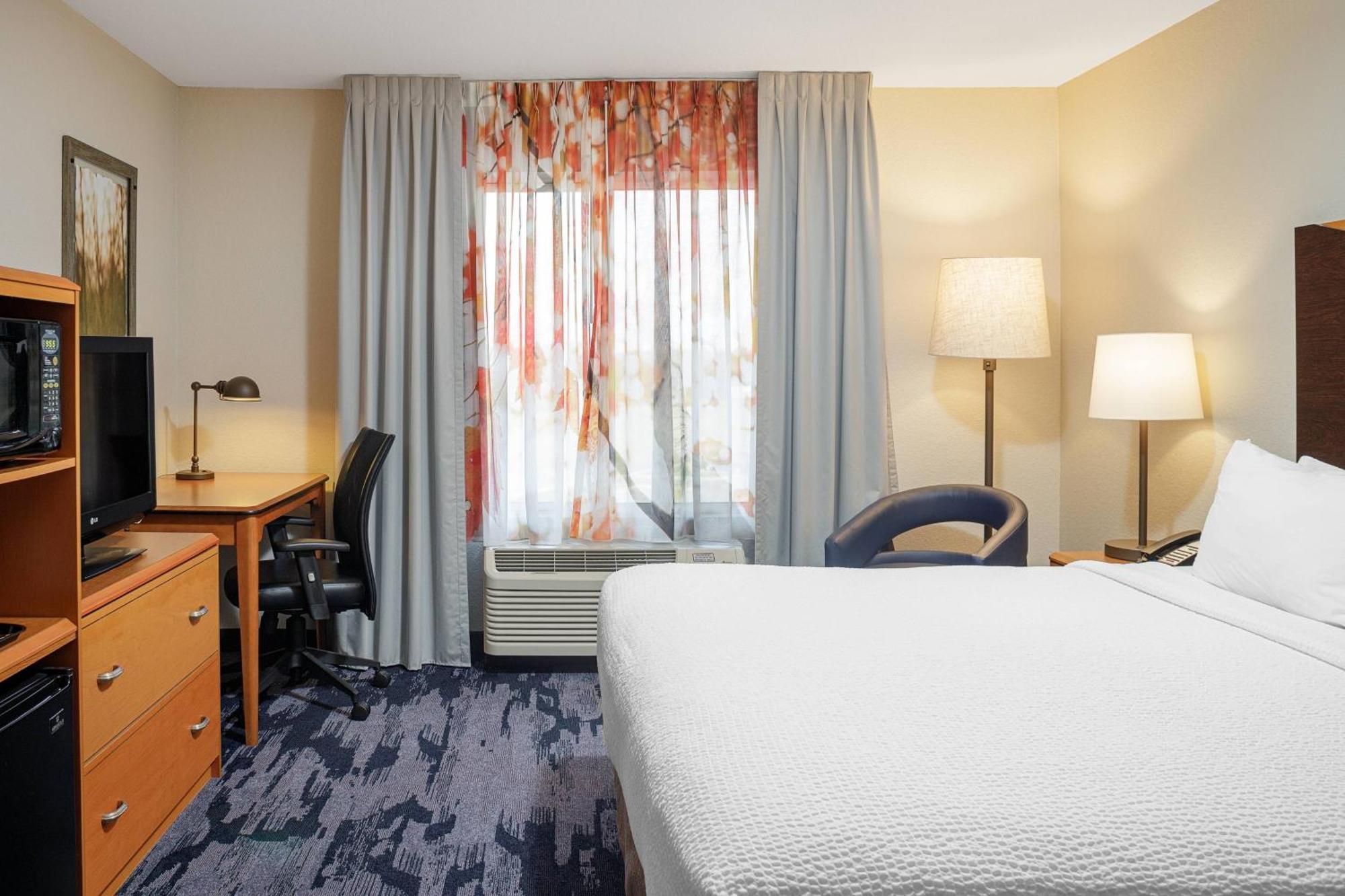 Fairfield Inn & Suites By Marriott Падака Экстерьер фото