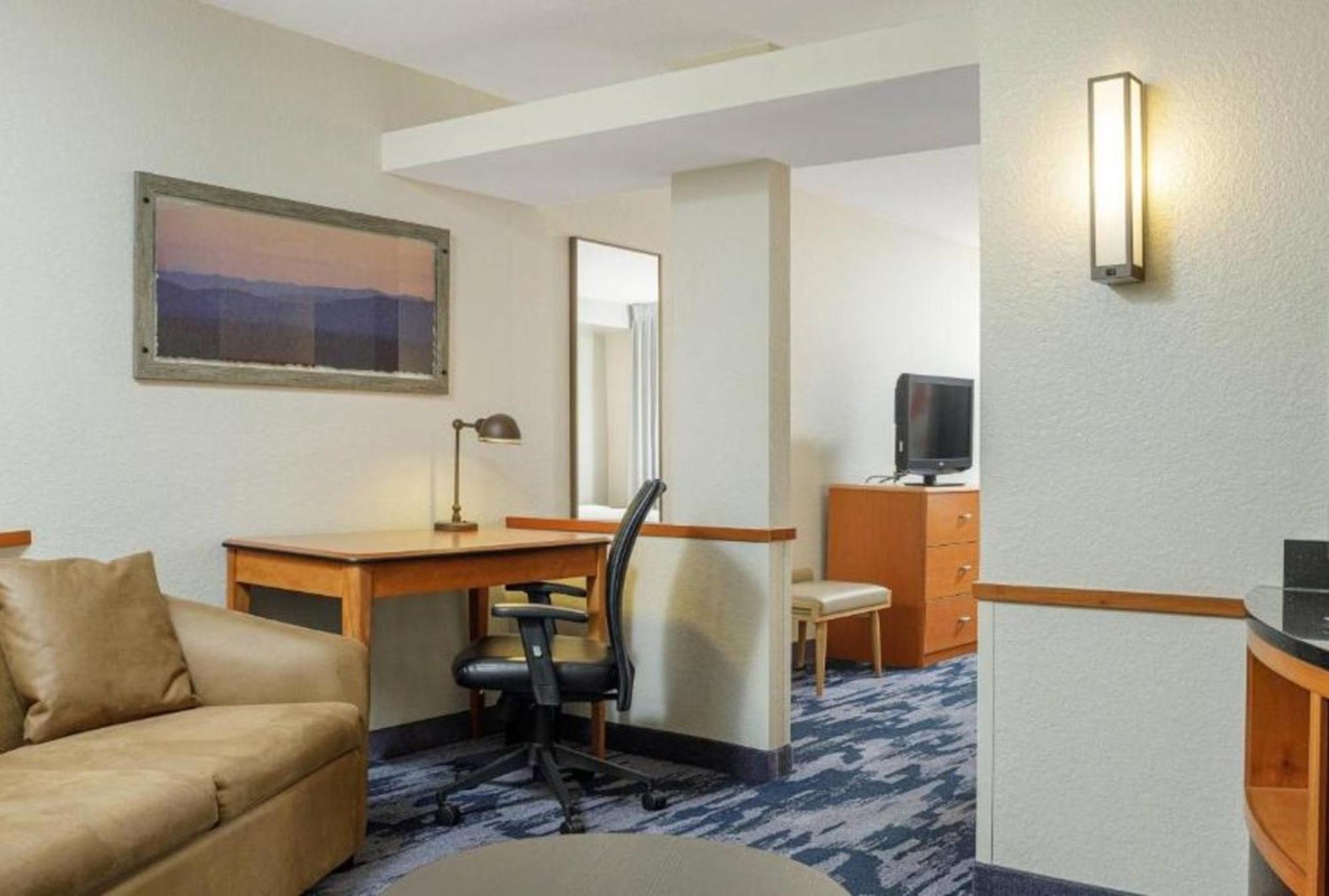 Fairfield Inn & Suites By Marriott Падака Экстерьер фото