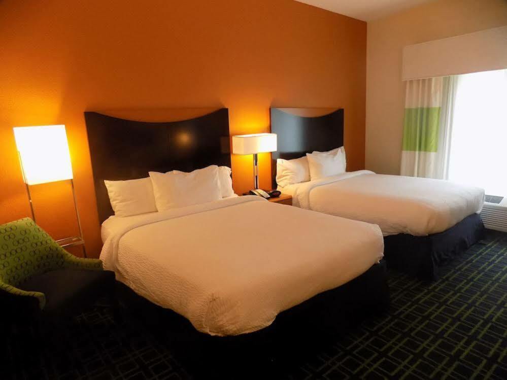 Fairfield Inn & Suites By Marriott Падака Экстерьер фото