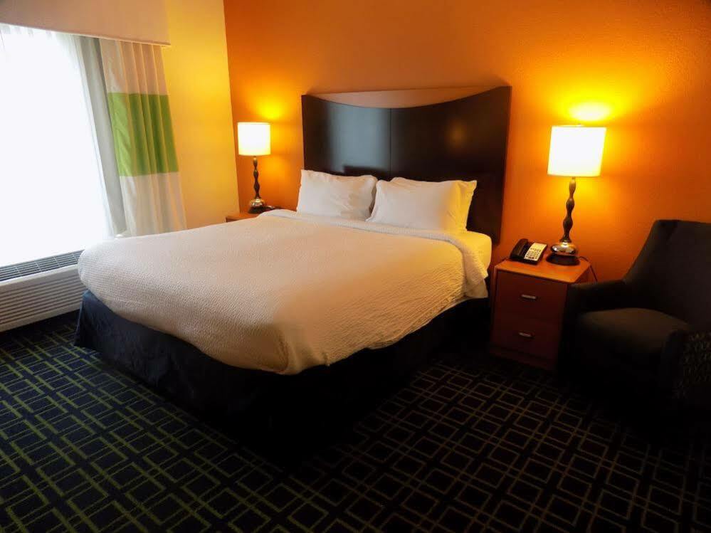 Fairfield Inn & Suites By Marriott Падака Экстерьер фото